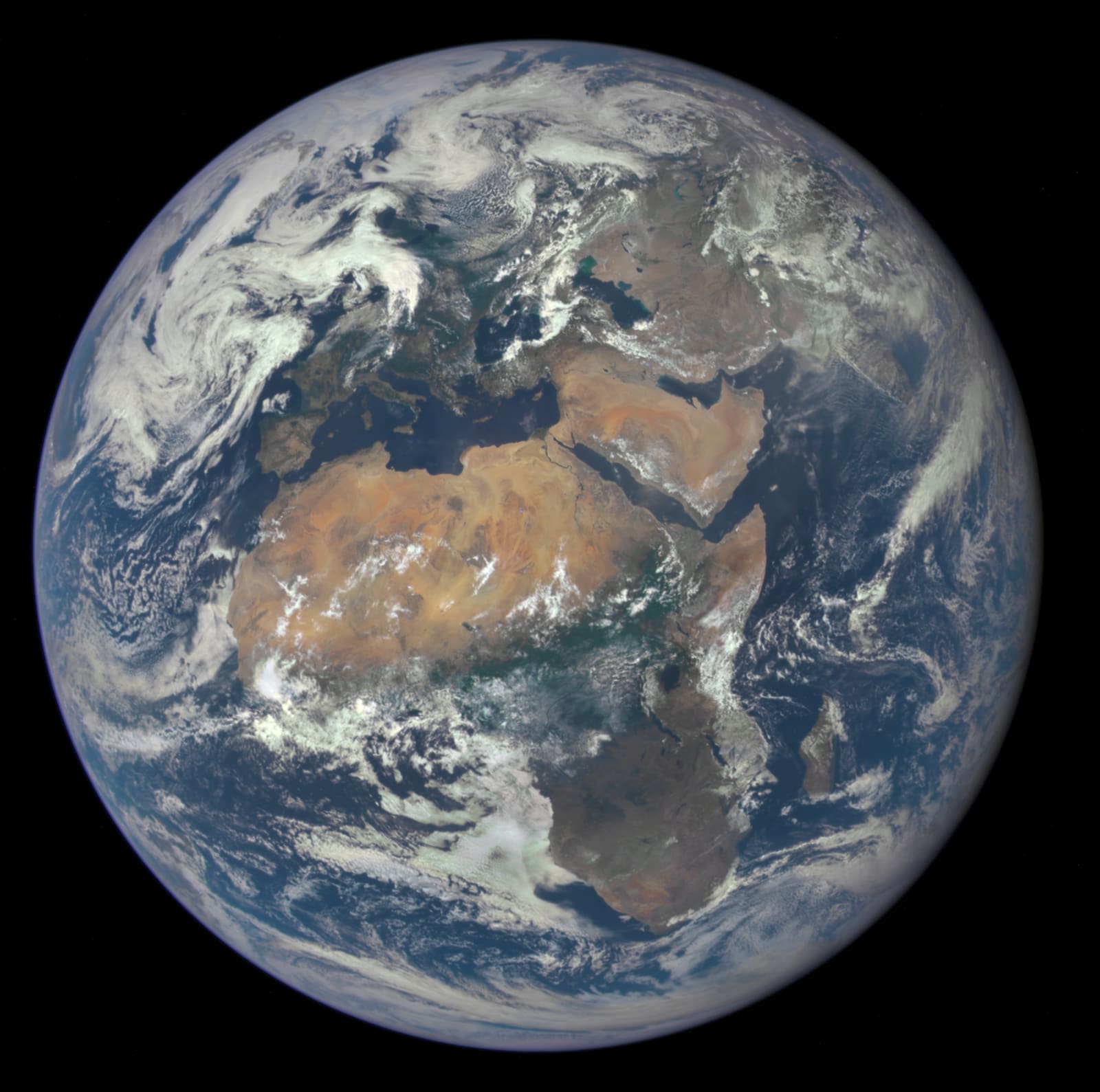 Live global air quality view of Earth from space, atmos.today